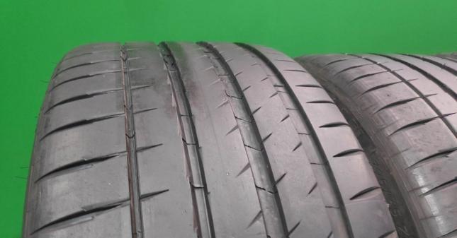 Michelin Pilot Sport 4 S 285/40 R22 и 325/35 R22 114Y