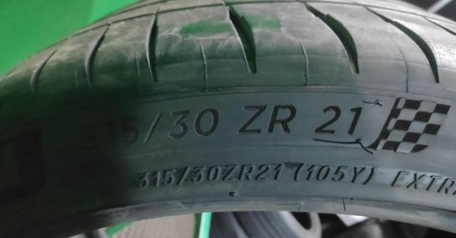 Michelin Pilot Sport 4 S 315/30 R21 105Y