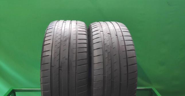 Michelin Pilot Sport 4 235/45 R18 98Y