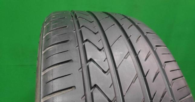 Lexani LX-Twenty 235/40 R19 96W