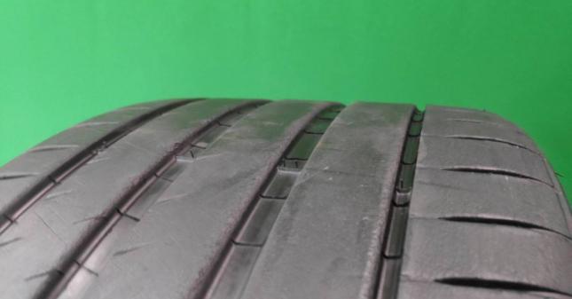Michelin Pilot Sport 4 325/30 R21 108Y
