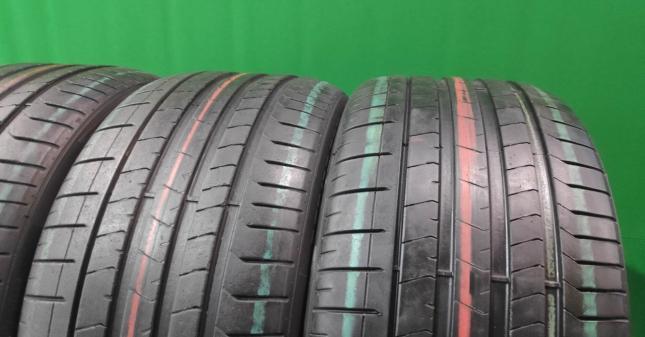 Pirelli P Zero PZ4 275/35 R21 103Y