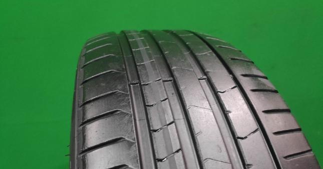 Pirelli P Zero PZ4 245/40 R21 100Y
