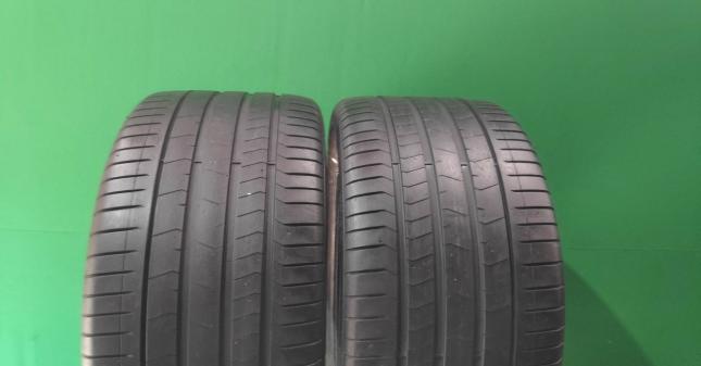 Pirelli P Zero PZ4 315/30 R22 107Y