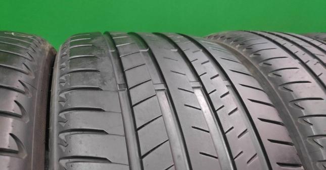 Bridgestone Alenza 001 245/40 R21 и 275/35 R21 100Y