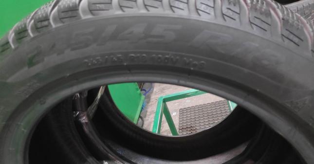 Pirelli Winter Sottozero 3 245/45 R18 100V
