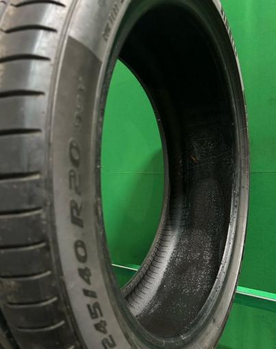 Pirelli P Zero PZ4 245/40 R20 99Y