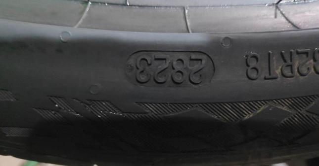 Continental SportContact 7 285/30 R22 101Y