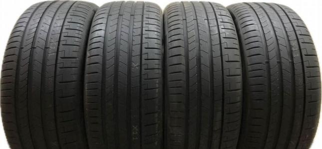 Pirelli P Zero PZ4 275/40 R22 107Y