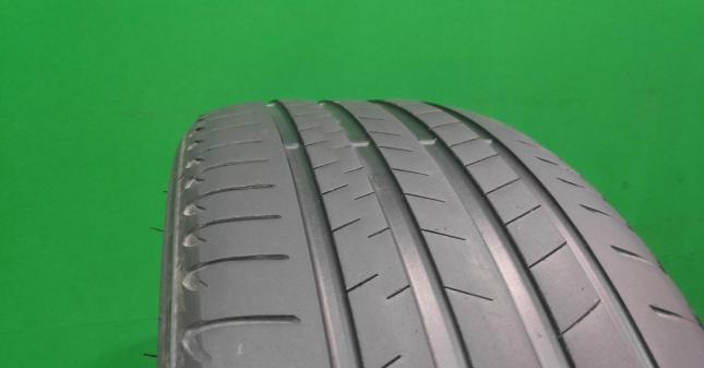 Bridgestone Alenza 001 245/40 R21 100Y