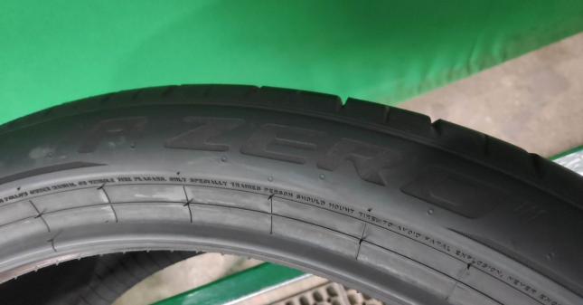 Pirelli P Zero PZ4 275/35 R22 104Y