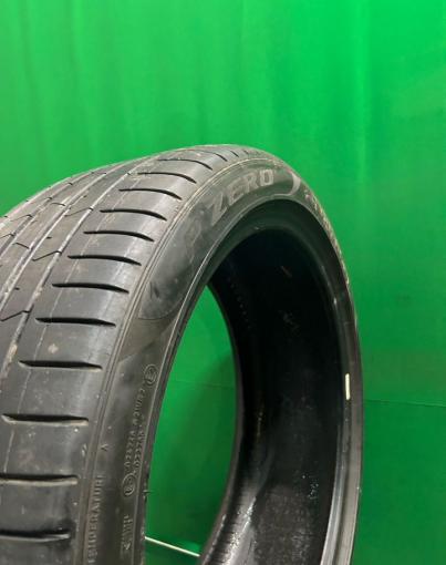 Pirelli P Zero PZ4 245/40 R20 99Y
