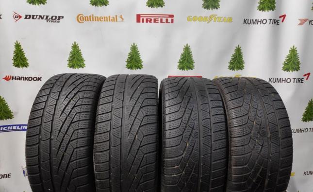 Pirelli Winter Sottozero 210 235/45 R17 94H