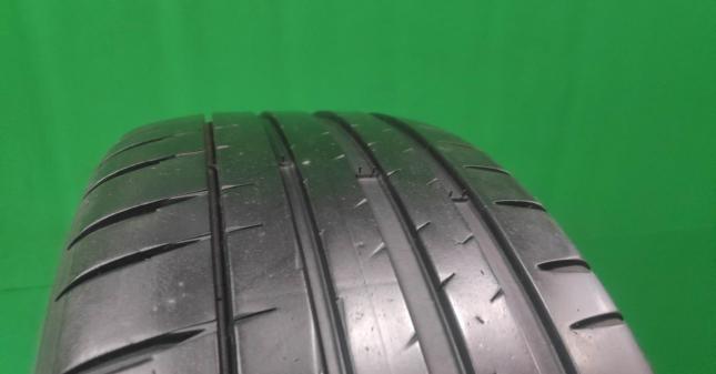 Michelin Pilot Sport 4 225/45 R19 96W