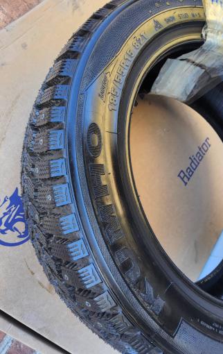 185/55 R15 Kumho I'Zen Wis KW19 зимние шипованные