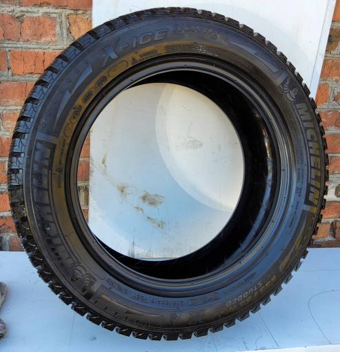 235/55 R17 Michelin X-Ice North зимние шипованные