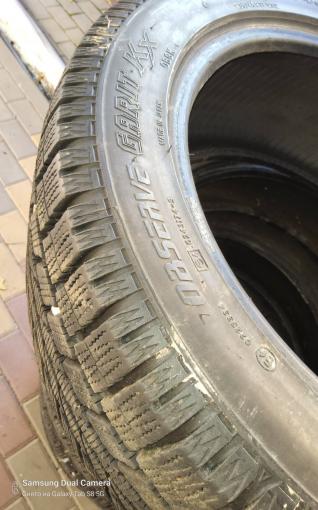 Резина 235 /45 R17 комплект зимние липучка