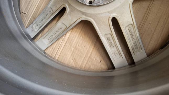 Диск колёсный один оригинал Mercedes W213