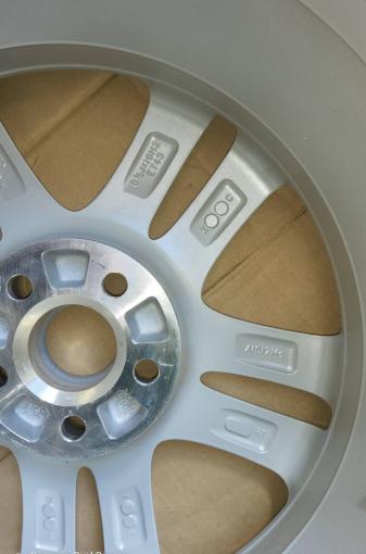 Диск R16 один  Skoda Fabia
