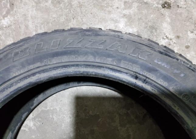 Bridgestone Blizzak DM-V2 275/50 R20