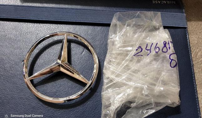Эмблема крышки багажника Mercedes W246 оригинал купить