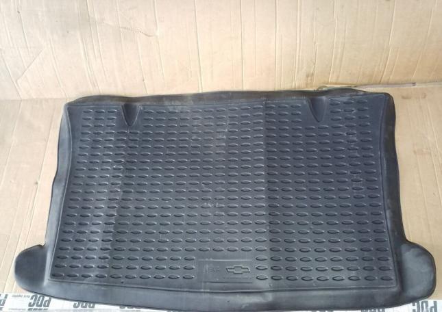 Коврик багажника Chevrolet Aveo купить