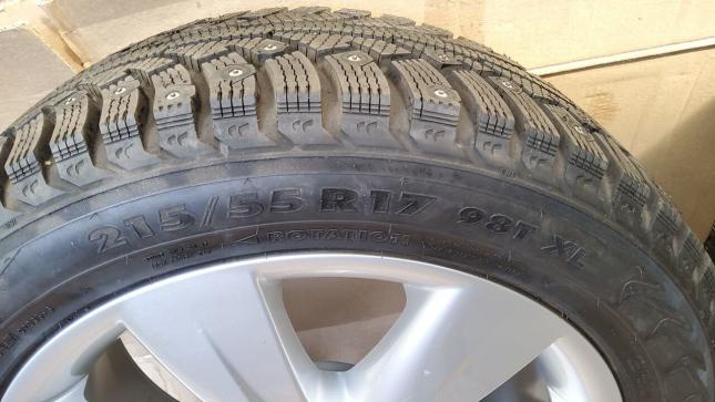 Резина Audi  Nokian Hakkapeliita 5 215/55R17