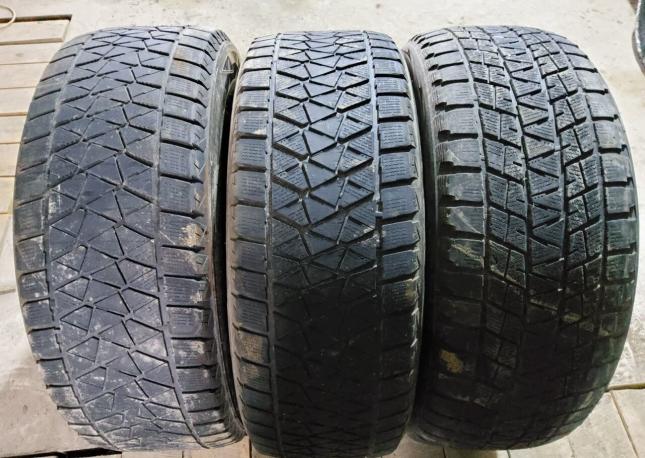 Bridgestone Blizzak DM-V2 275/50 R20