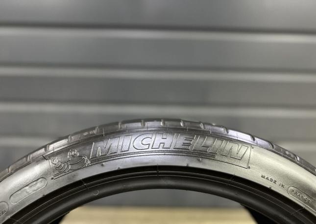 Michelin Pilot Super Sport 275/35 R19 100Y