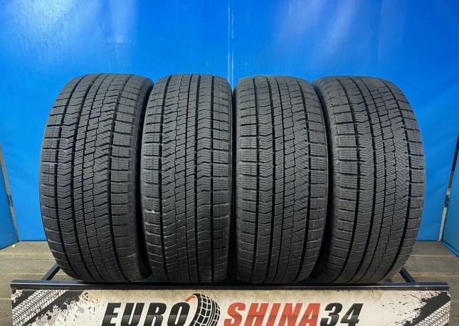 Bridgestone Blizzak VRX2 225/50 R17 95Q