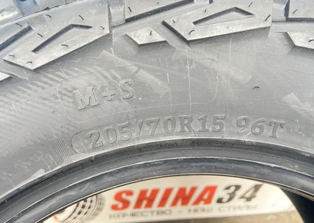 Comforser CF1100 205/70 R15 96T