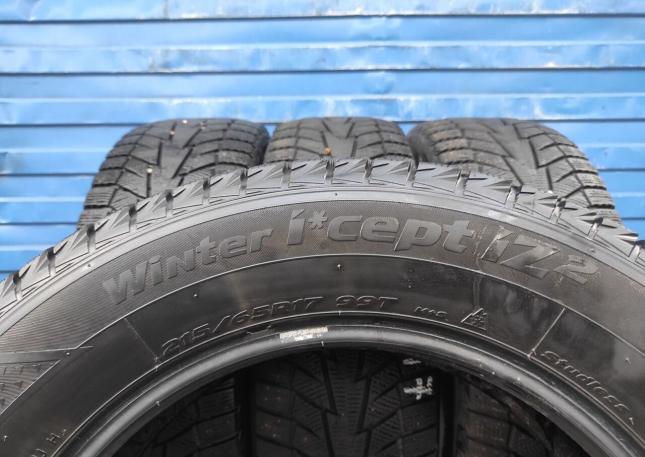 Hankook Winter I&#39;Cept IZ2 215/65 R17 99T