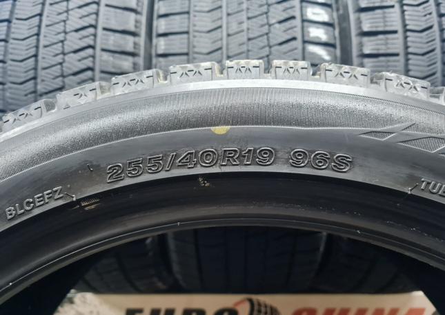 Bridgestone Blizzak Ice 225/45 R19 и 255/40 R19 96S