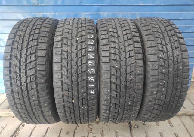 Dunlop SP Winter Ice 01 225/65 R17 102H