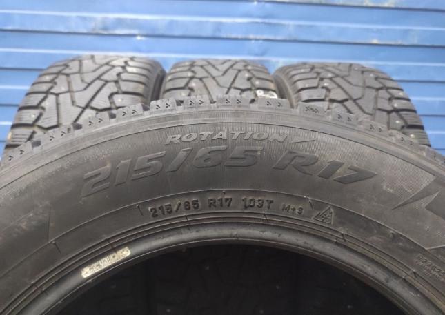 Pirelli Ice Zero SUV 215/65 R17 103H