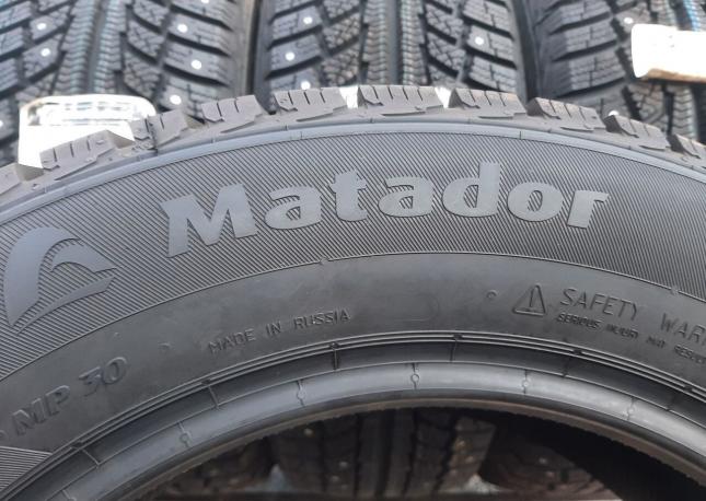 Matador MP 30 Sibir Ice 2 215/60 R16 99H