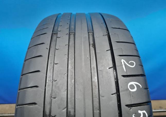 Pirelli P Zero PZ4 265/45 R21 104V