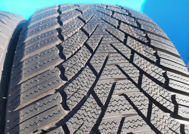 Grenlander IceHawke 1 255/45 R19 103V