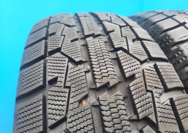 Toyo Observe Garit GIZ 205/65 R16 95R