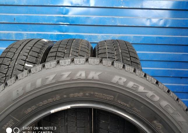 Bridgestone Blizzak Revo GZ 185/65 R15 88V