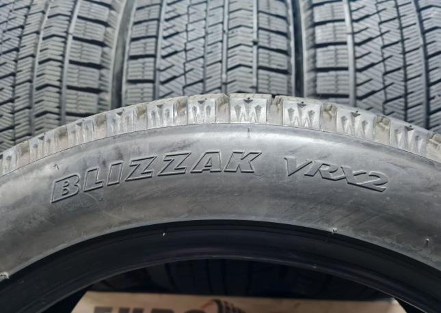 Bridgestone Blizzak VRX2 225/50 R17 95R