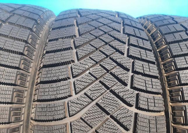 Pirelli Winter Ice Zero 225/55 R17 99V