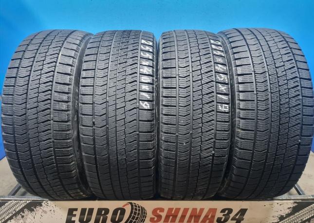 Bridgestone Blizzak Ice 255/40 R19 и 225/45 R19 96S