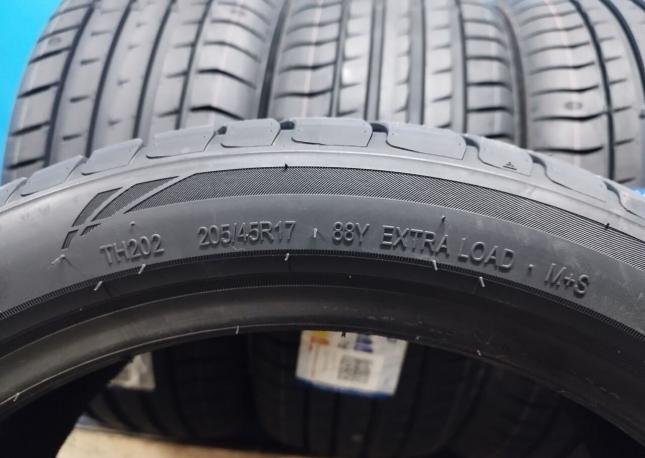 Triangle EffeXSport TH202 205/45 R17 88Y