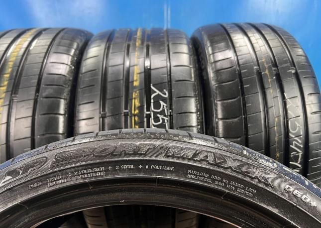 Dunlop SP Sport Maxx 060+ 225/40 R18 и 255/35 R18 94Y