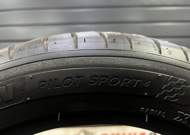 Michelin Pilot Sport 4 245/45 R17 99Y