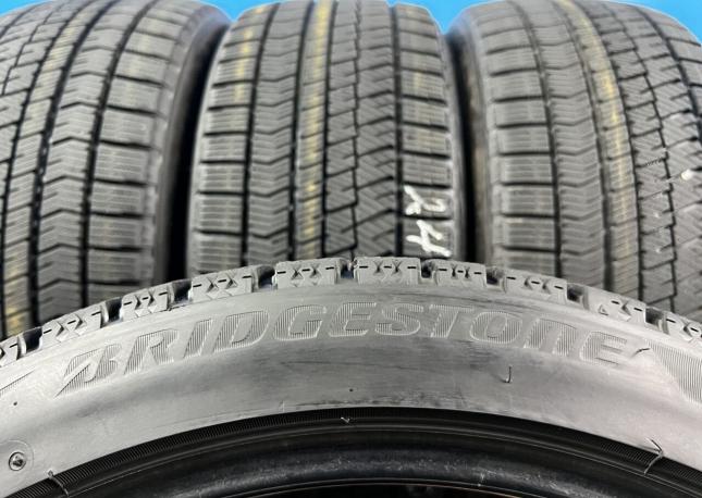 Bridgestone Blizzak VRX2 245/40 R20 95Q