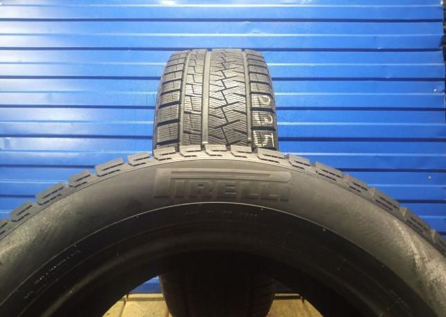 Pirelli Ice Asimmetrico 235/55 R17 98R