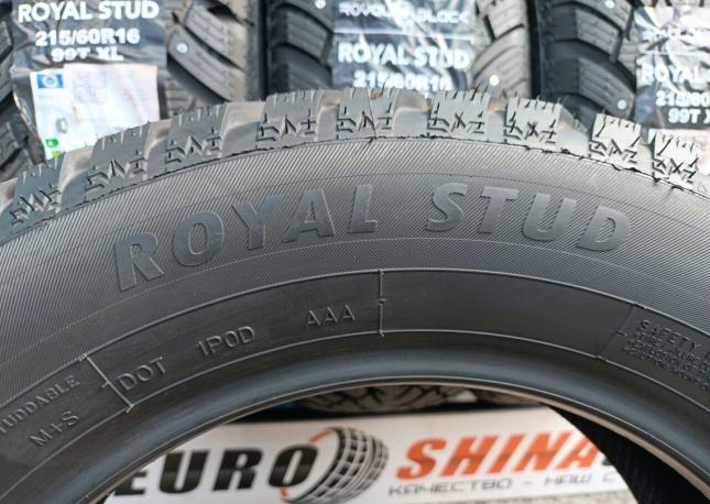 Royal Black Royal Stud 215/60 R16 97T