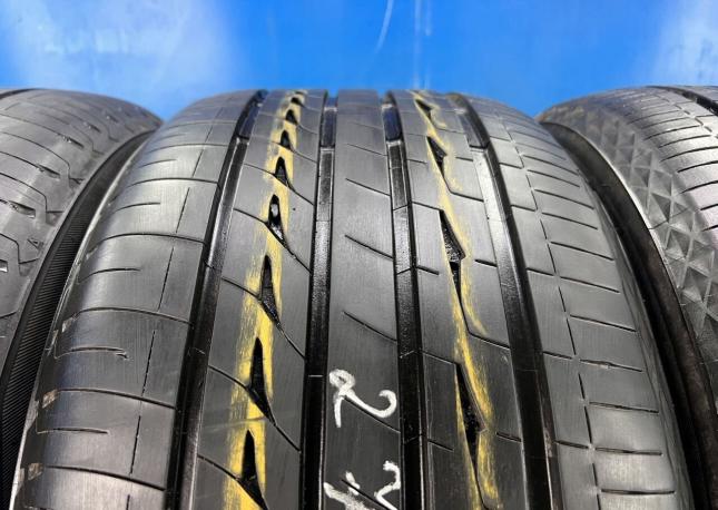 Bridgestone Regno GR-XII 245/45 R19 и 275/40 R19 102Y